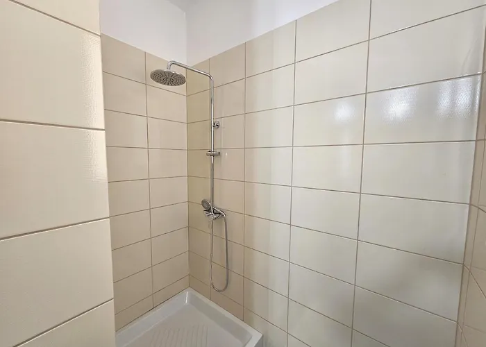 Ionian Escape 038 Vlorë